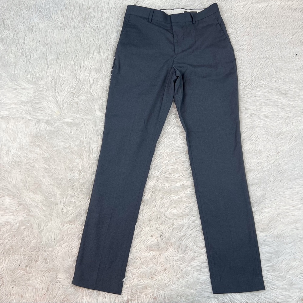H&M Men’s size 28 skinny fit‎ dress pants in blue